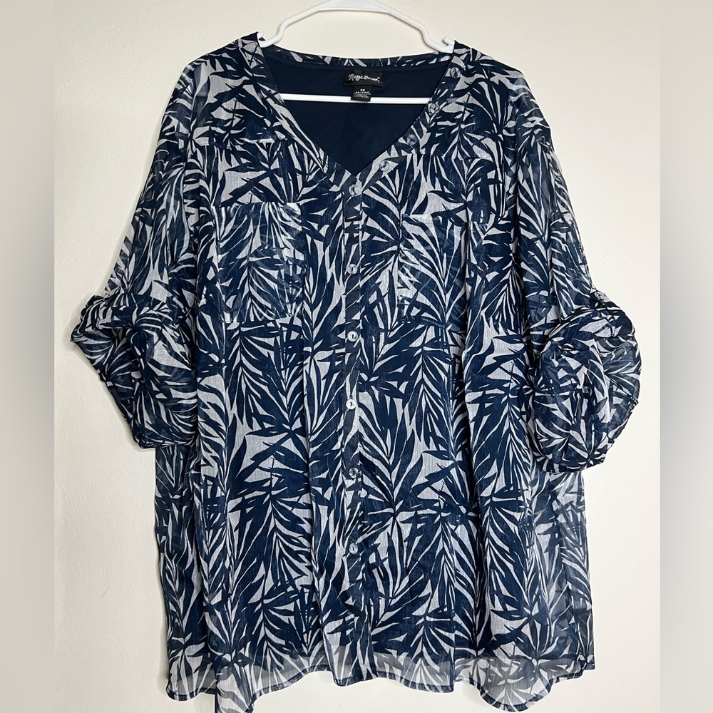 MAGGIE BARNES 2X Navy Blue Abstract Palm Silver Shimmer  Sheer Blouse EUC